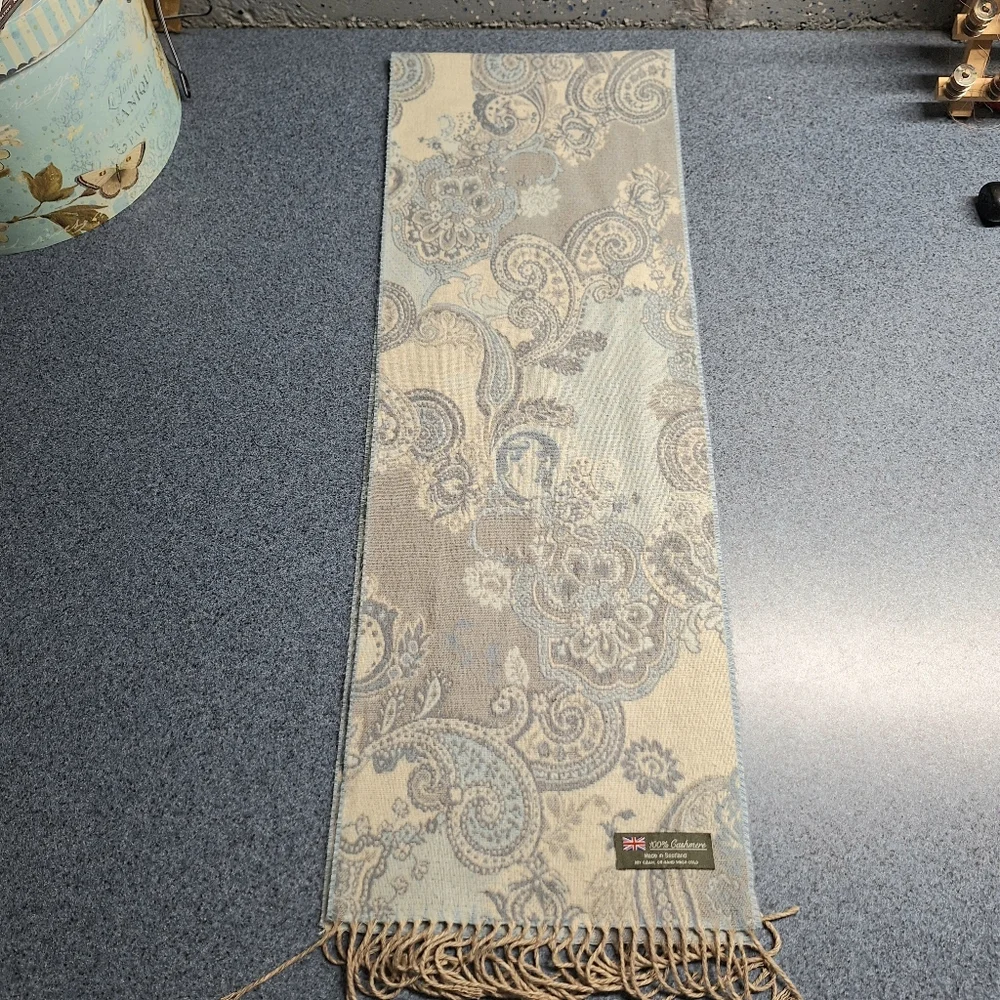 Made in Scotland 100% Cashmere Blue Paisley Scarf with Fringe